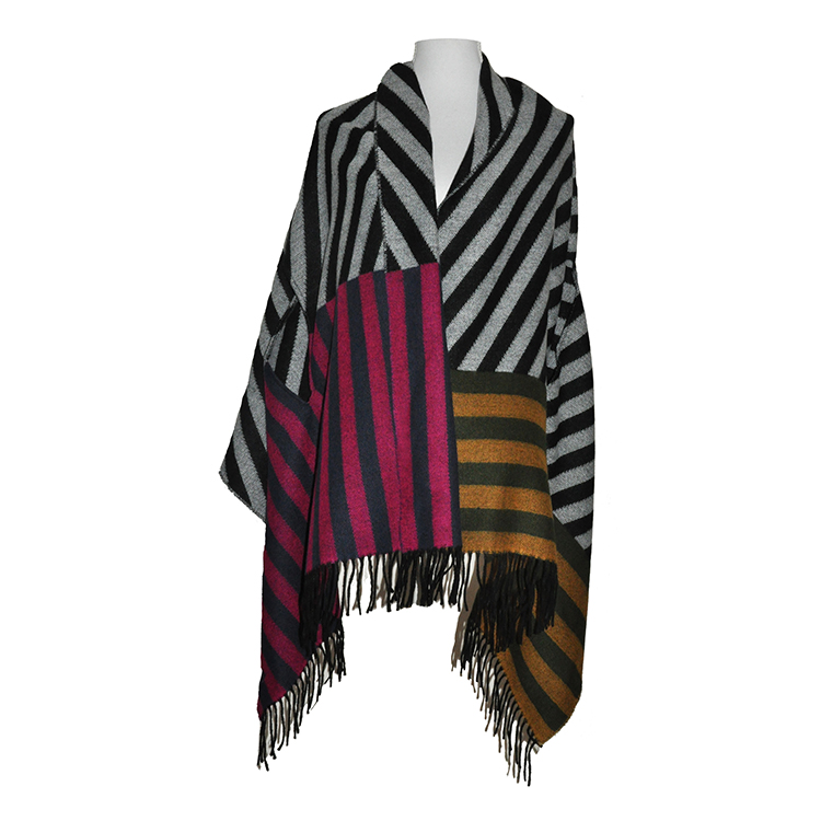 Isa Belcampo, Italiaanse mode accessoires